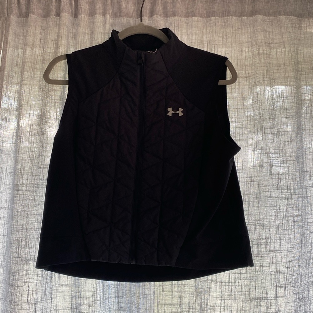 Under Armour Fitted Vest Black Puffer Vest